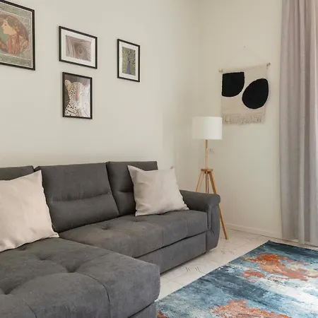 Voyager Apartment *