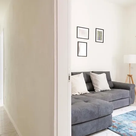 Voyager Apartment