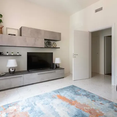 Voyager Apartment Milan